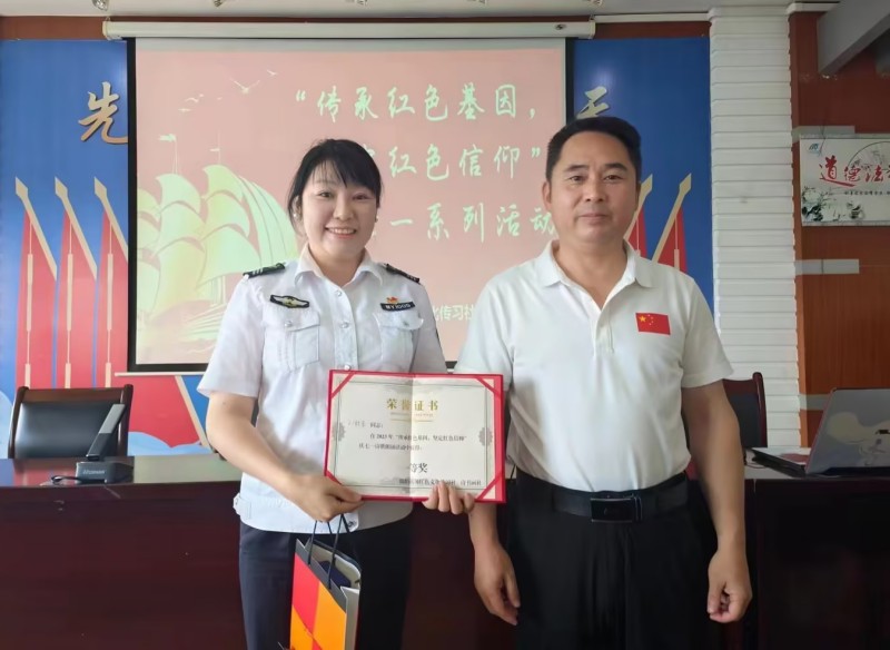 詩、書畫社活動一等獎(jiǎng)_副本.jpg